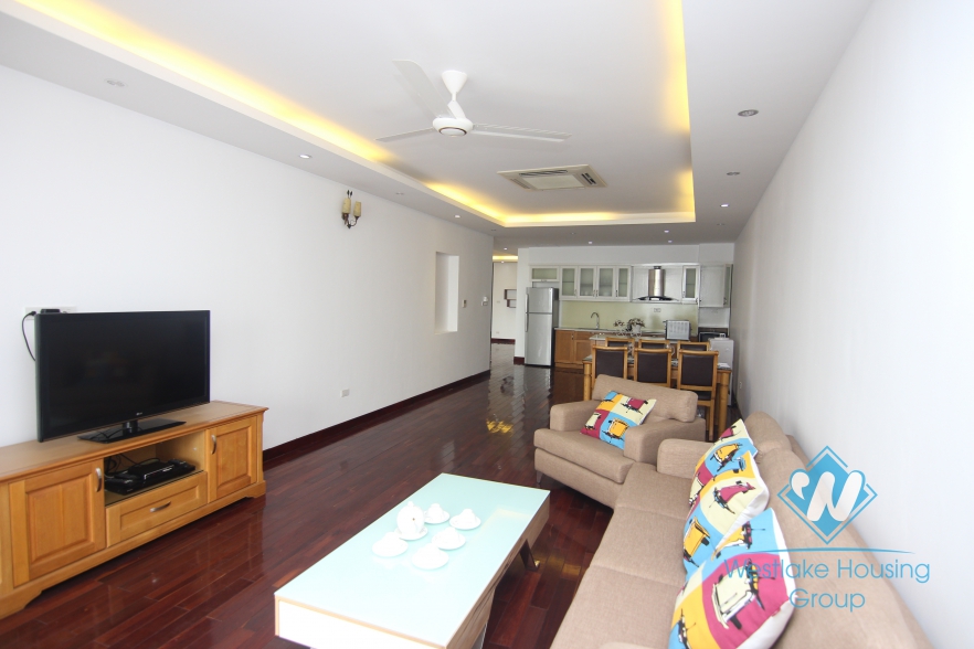 High quality apartment with 03 bedrooms for rent in Xuan Dieu, Tay Ho, Ha Noi